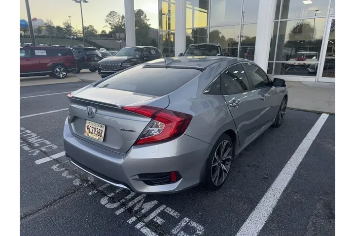 $20671 : Honda Civic 2020 Touring 4dr image 5