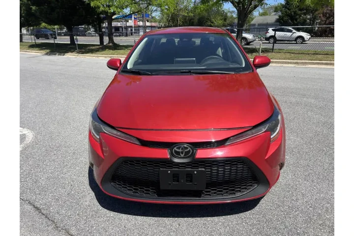 $11900 : 2020 Corolla LE image 4