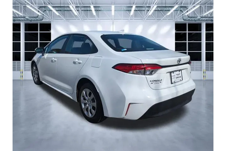 $17746 : Toyota Corolla 2024 LE 4dr S image 6