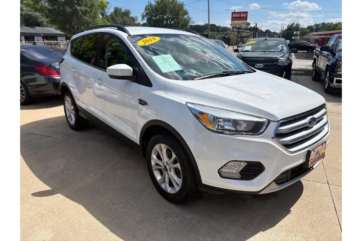 $9950 : 2018 Escape SE image 4