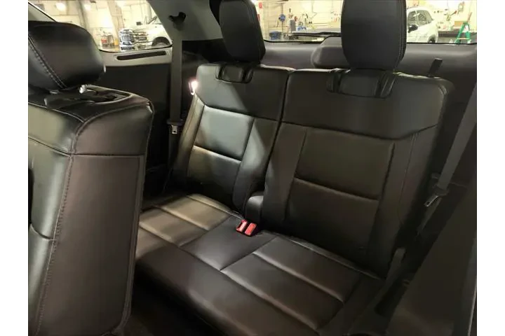 $32950 : Ford Explorer 2023 AWD XLT 4 image 10