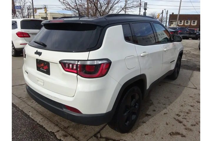 $10900 : 2018 Compass Altitude 4x4 image 5