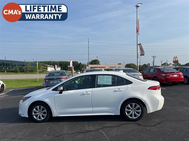 $19490 : PRE-OWNED 2022 TOYOTA COROLLA image 4