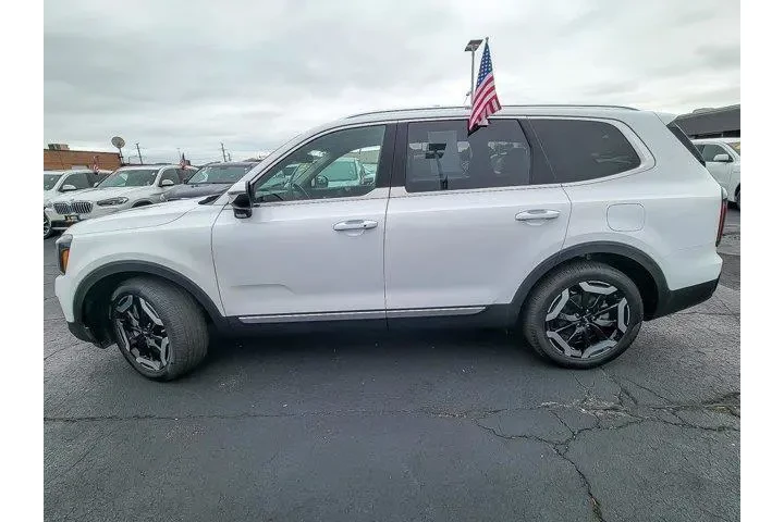 $33993 : Kia Telluride 2024 EX 4dr SU image 5