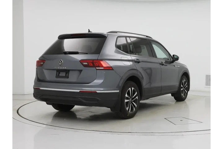 $19998 : Volkswagen Tiguan 2022 S 4dr image 8