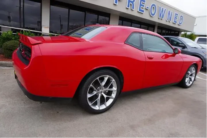 $27688 : Dodge Challenger 2021 GT 2dr image 6