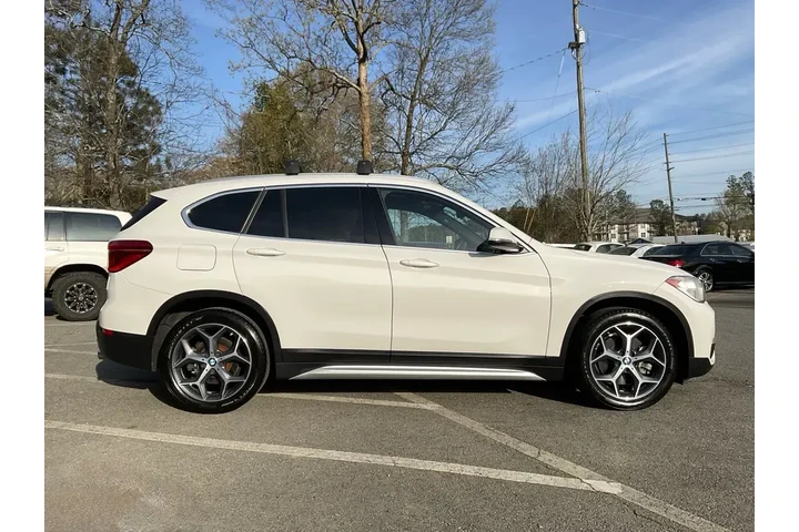 $12985 : BMW X1 2018 AWD xDrive28i 4d image 3