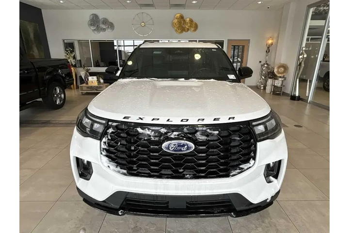 $39874 : Ford Explorer 2025 AWD ST-Li image 8