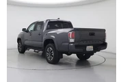 $34998 : Toyota Tacoma 2022 4x2 TRD S thumbnail