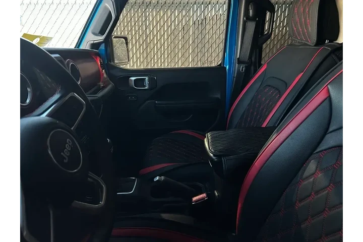 $36487 : Jeep Wrangler Unlimited 2021 image 5