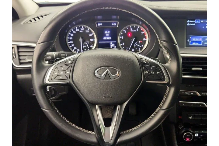 $16998 : INFINITI QX30 2017 AWD Luxur image 10