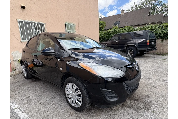 $3999 : Vendo Mazda2 Sport mode 2013 image 4