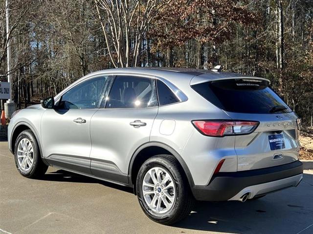 $20997 : 2022 Escape SE AWD image 3