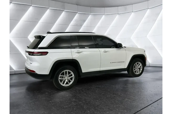 $26991 : Jeep Grand Cherokee 2024 4x4 image 4