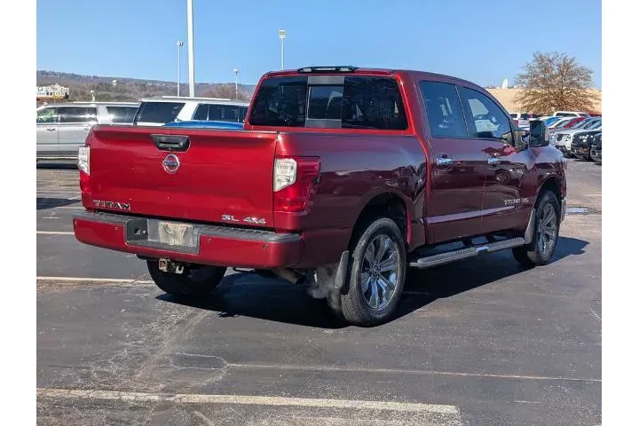 $24050 : Nissan Titan 2018 4x4 S 4dr image 3