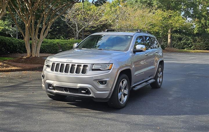 $6800 : 2015 Grand Cherokee OVERLAND 4 image 1