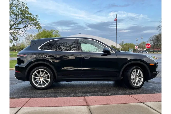 $44997 : 2019 Cayenne image 10