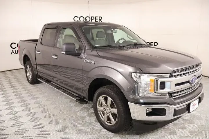 $28146 : Ford F-150 2020 4x2 XL 4dr S image 1