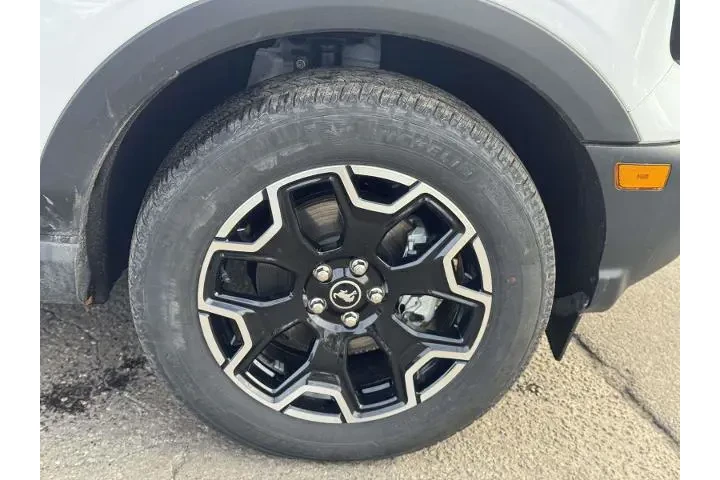 $30900 : Ford Bronco Sport 2025 AWD O image 8