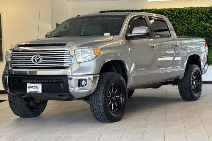$34998 : Toyota Tundra 2017 4x4 Limit image 8