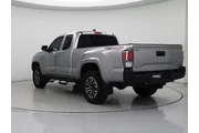 $34998 : Toyota Tacoma 2021 4x4 TRD S thumbnail