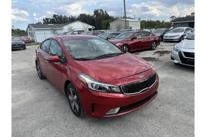 $8797 : 2018 Forte S image 4