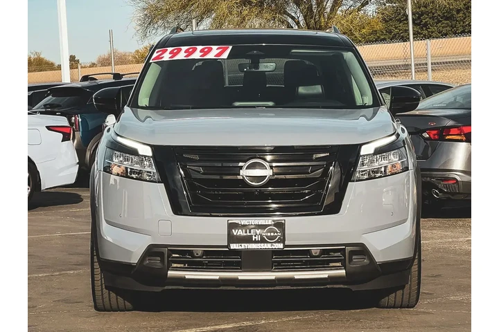 $28997 : Nissan Pathfinder 2023 SL 4d image 10