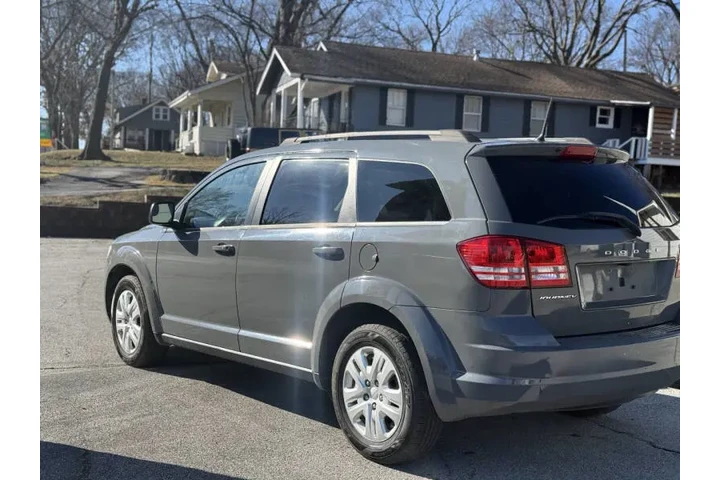 $4999 : 2019 Journey SE Value Package image 4