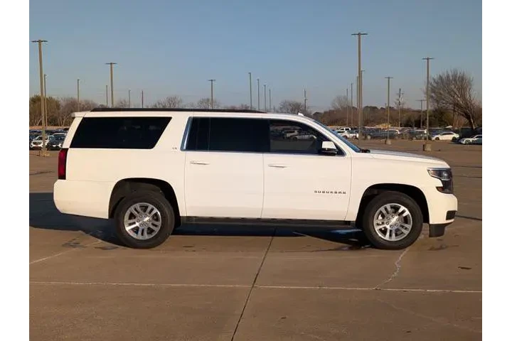 $18495 : Chevrolet Suburban 2016 4x2 image 2