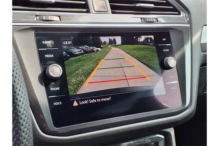 $22409 : Volkswagen Tiguan 2022 SE R- image 9
