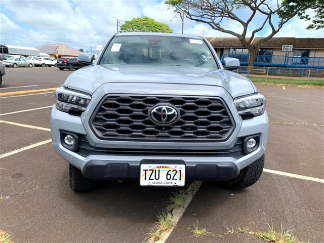 $43995 : 2020 Tacoma image 5