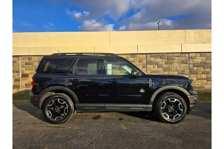 $25811 : Ford Bronco Sport 2023 AWD O image 2