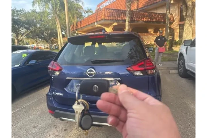 $16000 : Nissan Rogue 2020 AWD S 4dr image 4