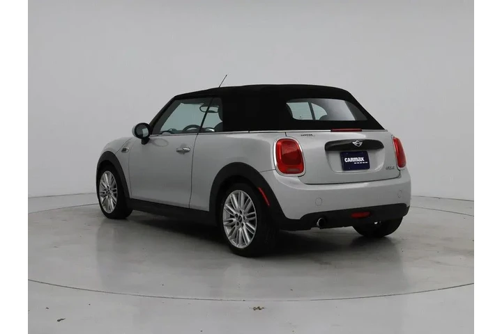$18998 : MINI Convertible 2017 Cooper image 2
