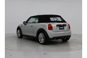 $18998 : MINI Convertible 2017 Cooper thumbnail