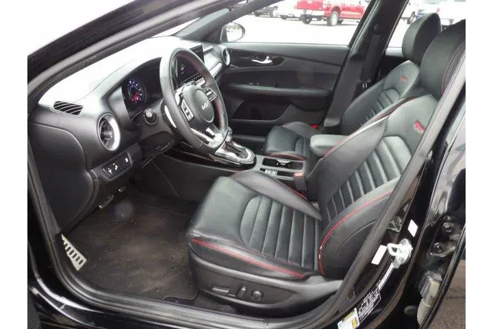 $19998 : Kia Forte 2023 GT 4dr Sedan image 10