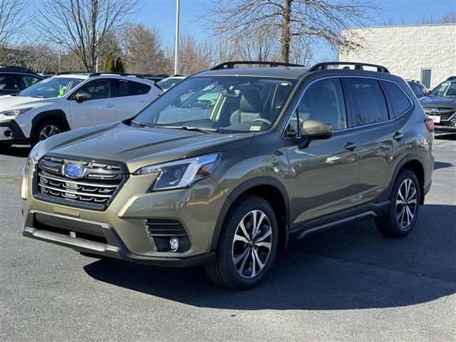 $38325 : PRE-OWNED 2024 SUBARU FORESTER image 4