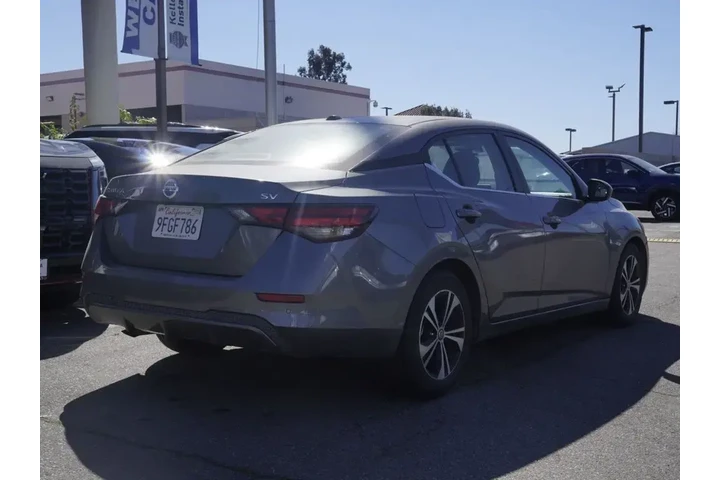 $16000 : Nissan Sentra 2023 SV 4dr Se image 4