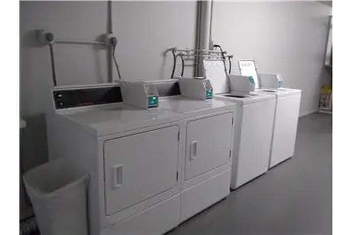 $2700 : Rental property with 2 bedro image 9