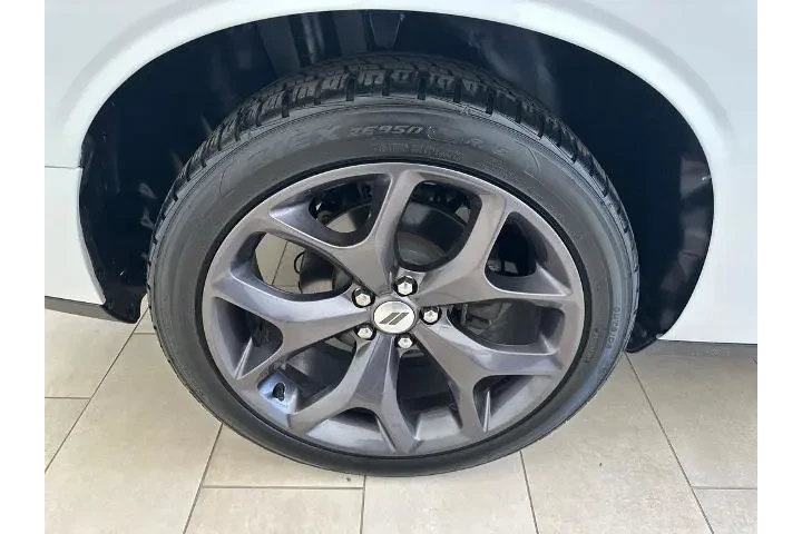 $20987 : Dodge Challenger 2019 SXT 2d image 8