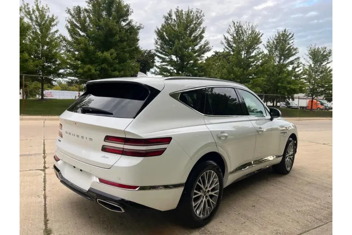 $37995 : 2024 Genesis GV80 2.5T image 7