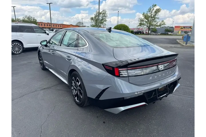 $21990 : Hyundai SONATA 2024 AWD SEL image 5