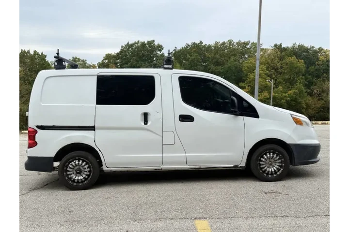 $6999 : 2015 City Express LS image 6