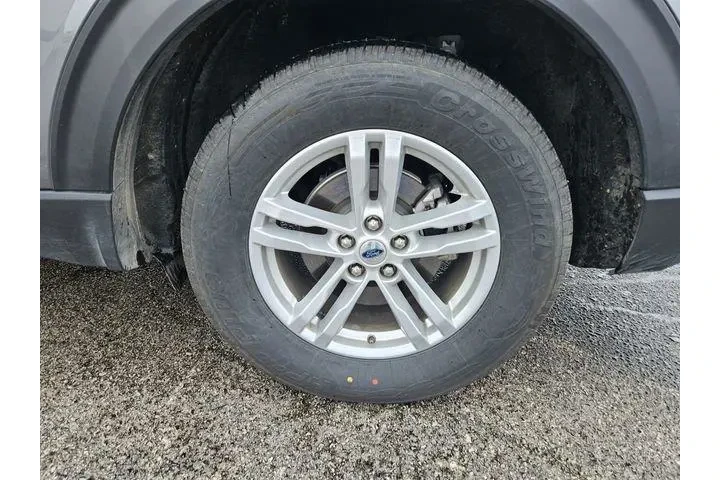 $29000 : Ford Explorer 2024 AWD XLT 4 image 8