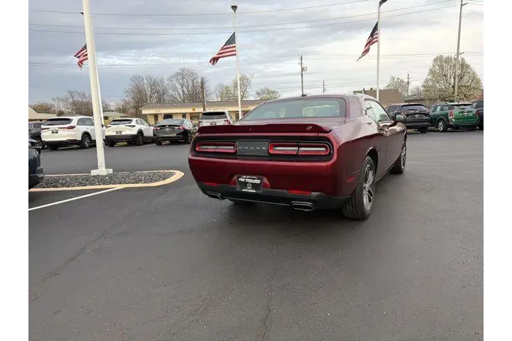 $23980 : Dodge Challenger 2019 AWD SX image 10