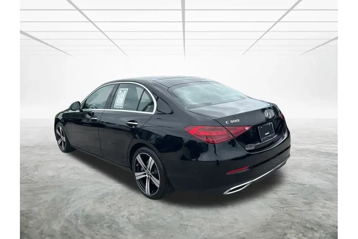 $33800 : Mercedes-Benz C-Class 2025 C image 6