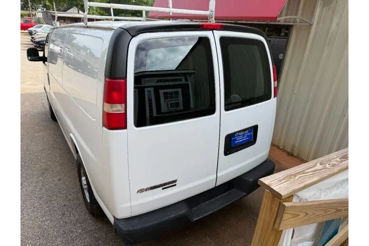 $11999 : 2014 Express 2500 image 6