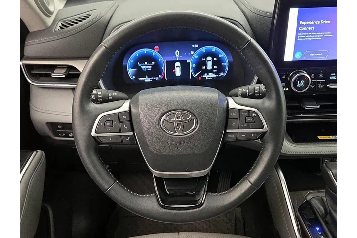 $36998 : Toyota Highlander 2023 AWD L image 10
