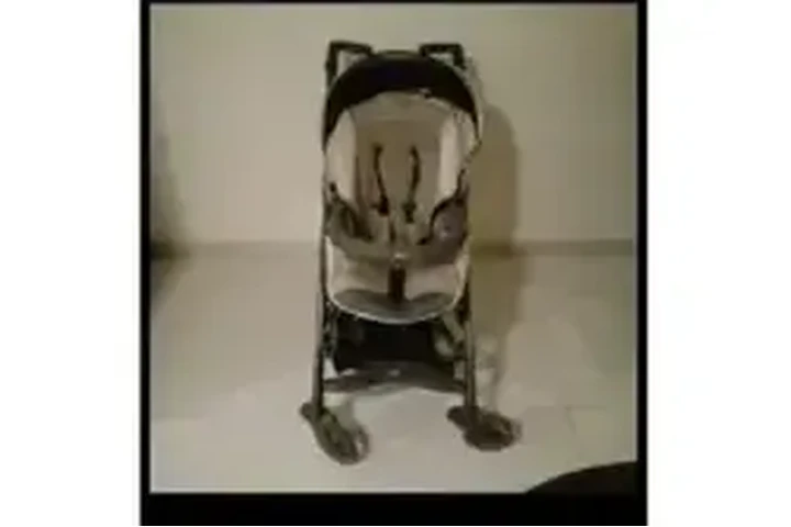 $5000 : Carriola chicco 3 en 1 image 2
