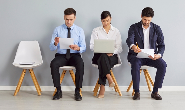 Personas buscando trabajo